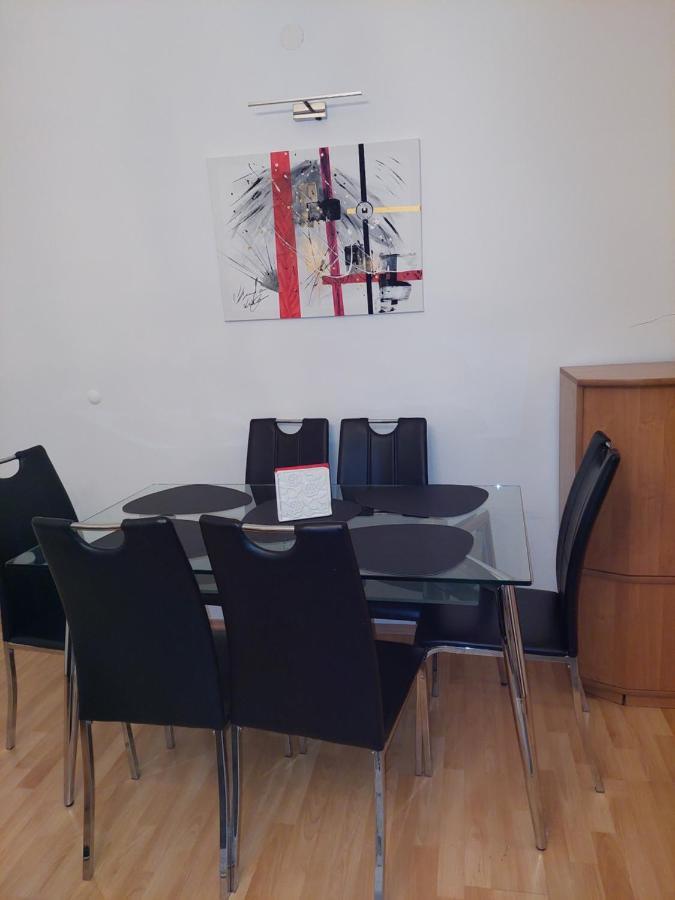 3-Rooms Apartment For Up To 4 Persons Near To Prater Wien Exteriör bild